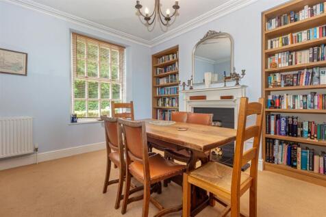 Dining-room-1.jpg