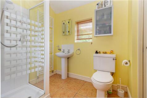 Bathroom-2.jpg