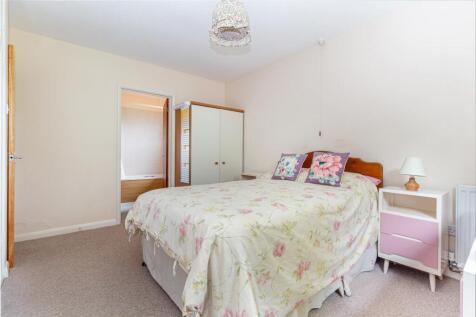 Bedroom-1-2.jpg