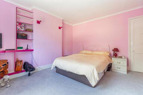 Bedroom-1-2.jpg