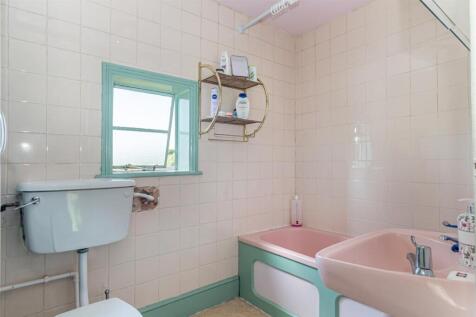 Bathroom-.jpg