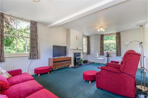 Living-room-4.jpg