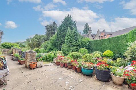 Garden-1.jpg