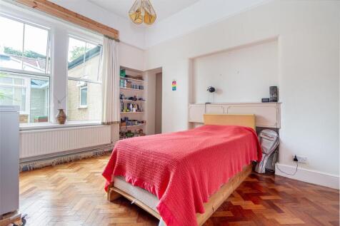 Bedroom-2-2.jpg