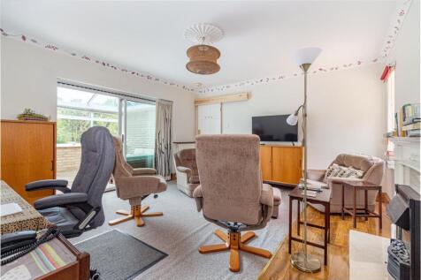 Living-room-3.jpg