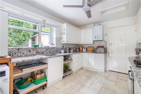 Kitchen-2.jpg