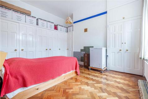 Bedroom-2-3.jpg