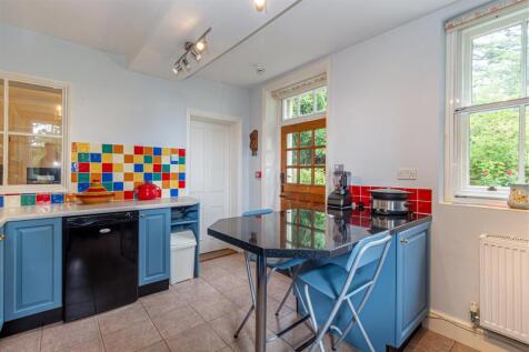 Kitchen-3.jpg