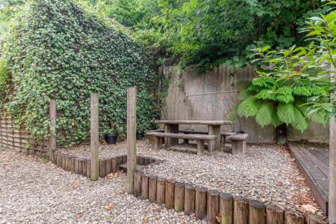 Garden-1.jpg