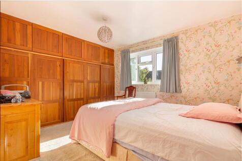 Bedroom-1-2.jpg