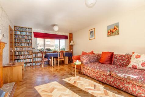 Living-room-3.jpg
