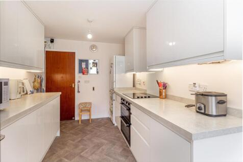 Kitchen-3.jpg