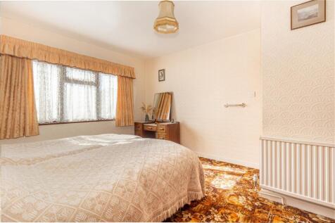 Bedroom-1-2.jpg