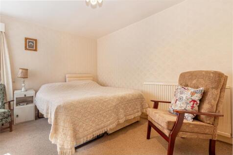 Bedroom-2-2.jpg