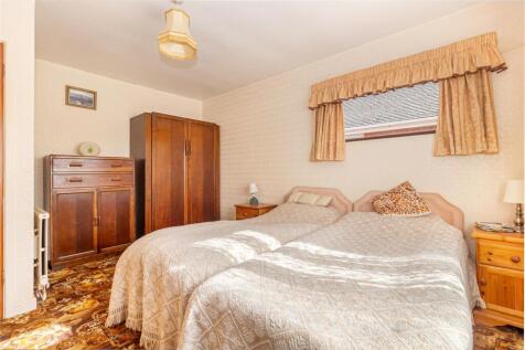 Bedroom-1-3.jpg