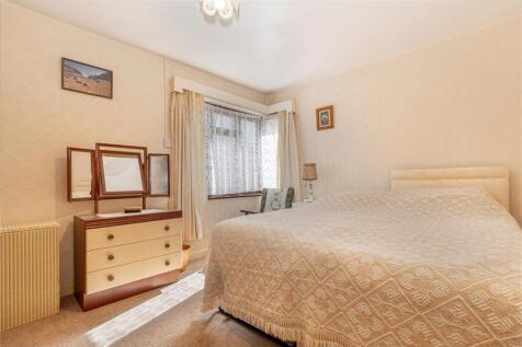 Bedroom-2-3.jpg