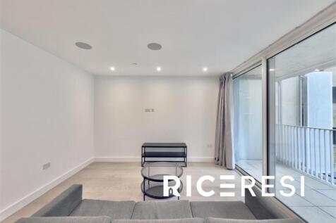 Kitchen/Living/Dinning