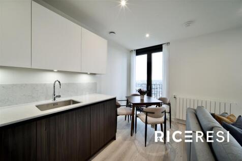 Living Room/Dining/Kitchen