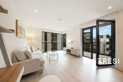 Living Room/Dining/Kitchen