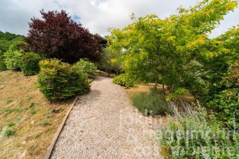 Property Image 28