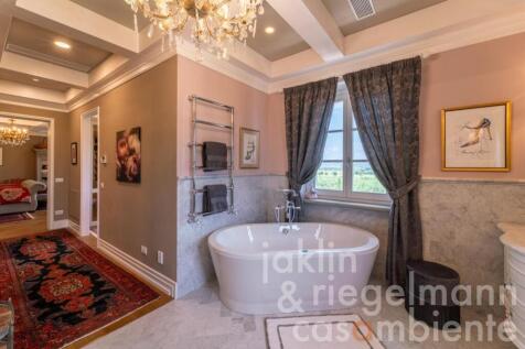 Property Image 102