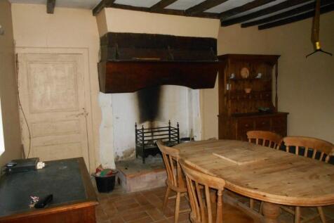 Kitchen &amp; fireplace