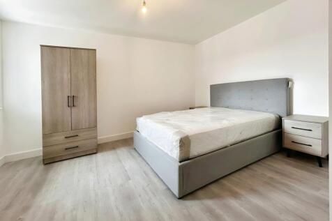 5f2087a8-WhatsApp 20