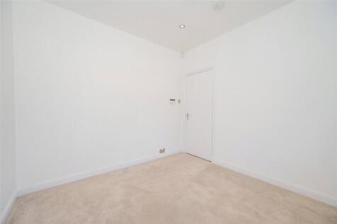 Cairn Road. 15