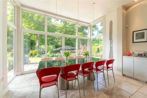 Sunert House 7665