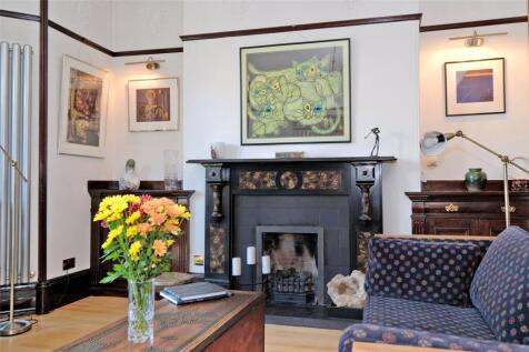 51 Albury Rd