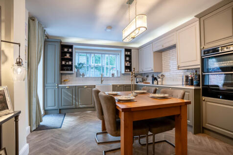 BINGLEY - 49 Tower Cottages-9