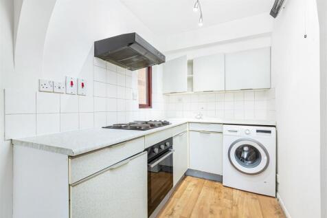 Andrew Purnell-Flat 1, 64 Palmerston Road-3.jpg