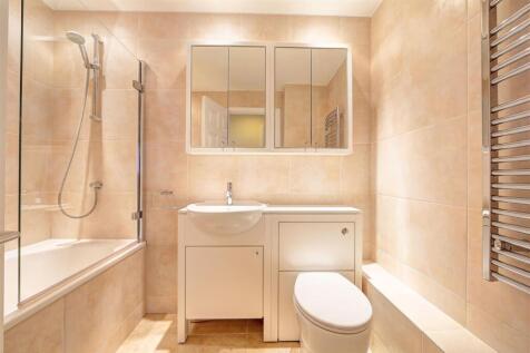 Bathroom.jpg