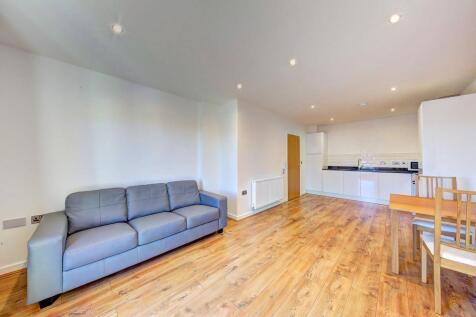 15_spur_house_milner_road_image6_12378_4.jpg