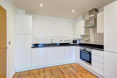 15_spur_house_milner_road_image5_12378_4.jpg