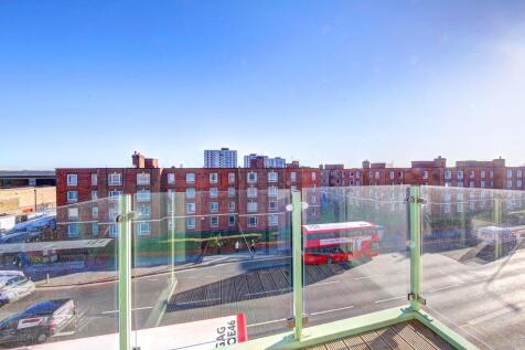 15_spur_house_milner_road_image1_12378_4.jpg