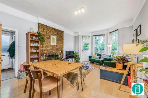Andrew_Purnell_-_Aydarth_Court__Oakhill_Road_SW15_