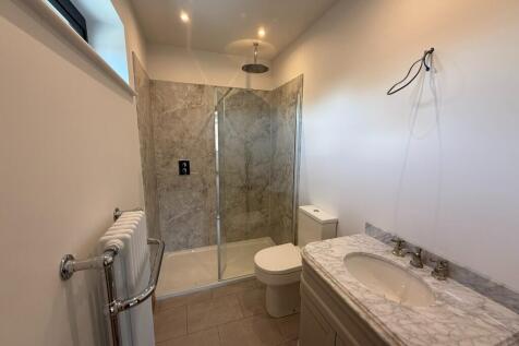 Master En-Suite