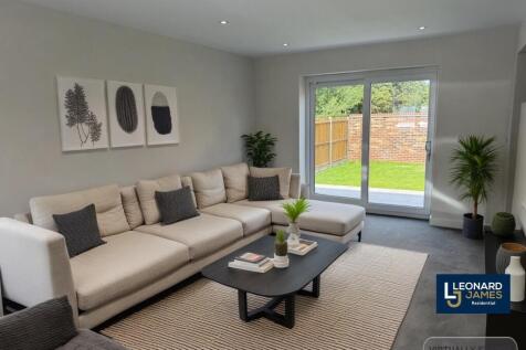 Lounge - Staged