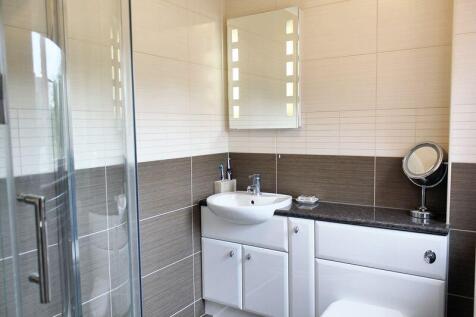 Master En-Suite