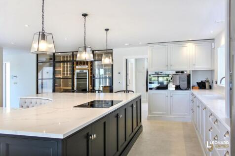 Kitchen / Lounge / Diner