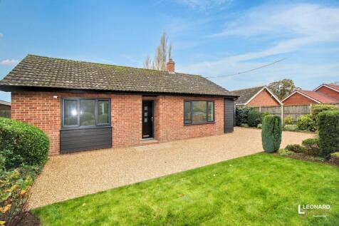 Front Garden &amp; Driveway
