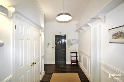 Apartment Entrance Hall