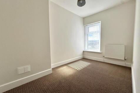 listing_801561_0004_9393e449.jpg