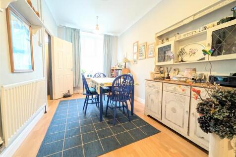 listing_716954_0008_6e10b60e.jpg
