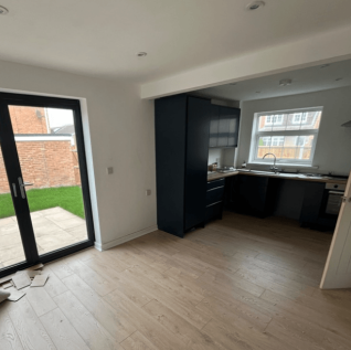 Bellenden Rd, London SE15 4BY, UK