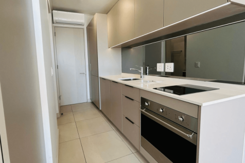 Russell Hill Rd, Purley CR8 2LD, UK