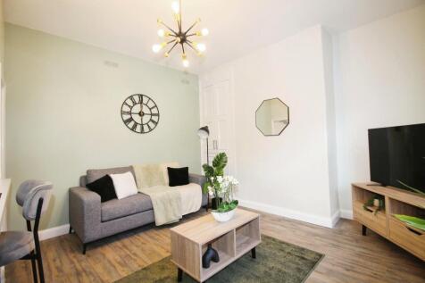 Denning Ave, Croydon