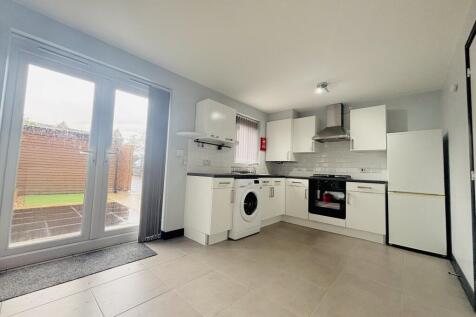 3 bedroom semi detached house