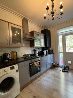 2 bed flat